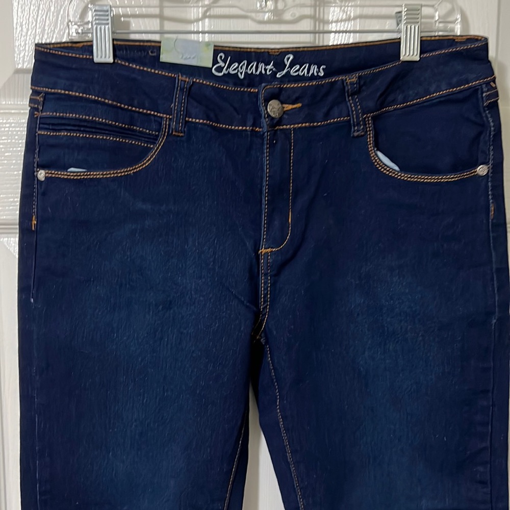 NWT Elegant Jeans